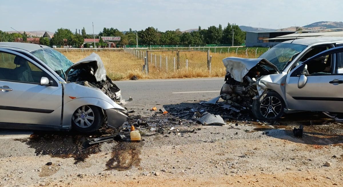 KORKUNÇ KAZA: 1 ÖLÜ, 1 YARALI