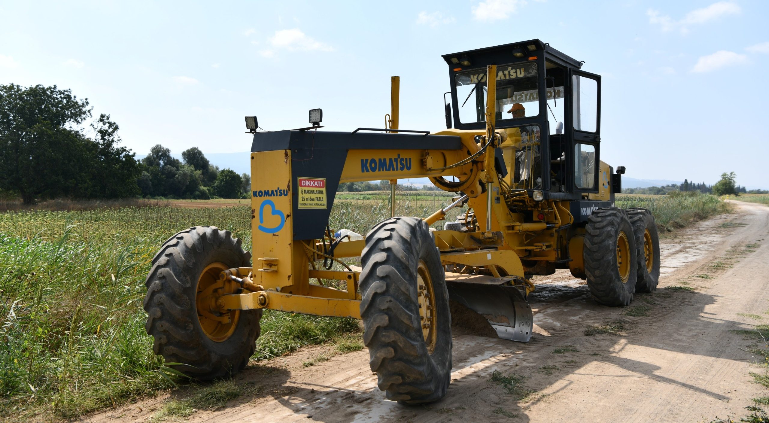 TARLA YOLLARINA DOKUNUŞ