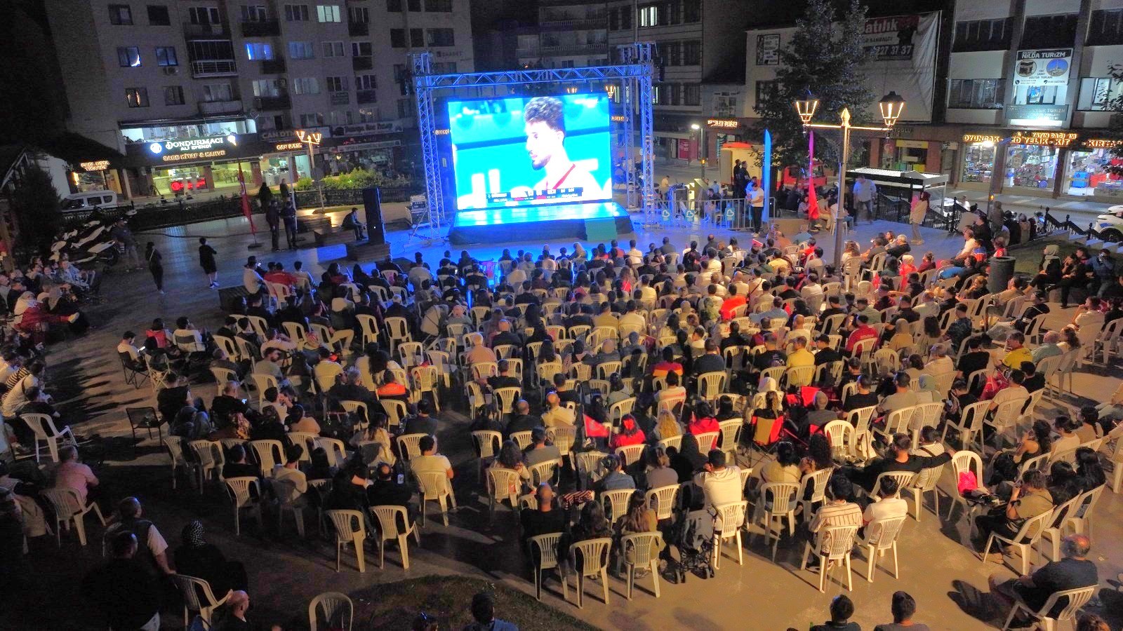 BÜYÜKŞEHİR BİRARAYA GETİRDİ