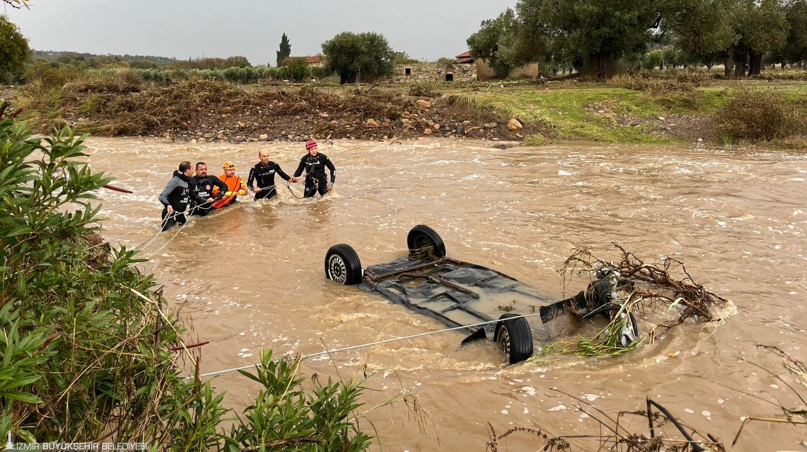 FOÇA’DAN YARDIM ÇAĞRISI GELDİ