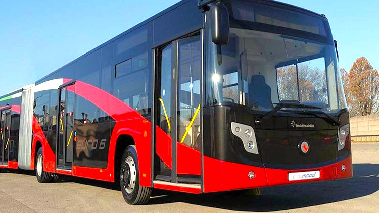 SÜRÜCÜSÜZ YERLİ OTOBÜS ÇIKTI