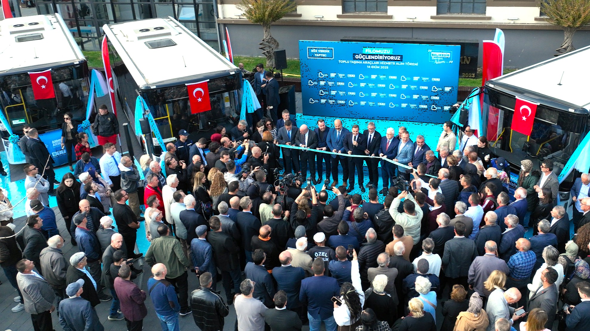 13 YENİ ARAÇ HİZMETE BAŞLADI