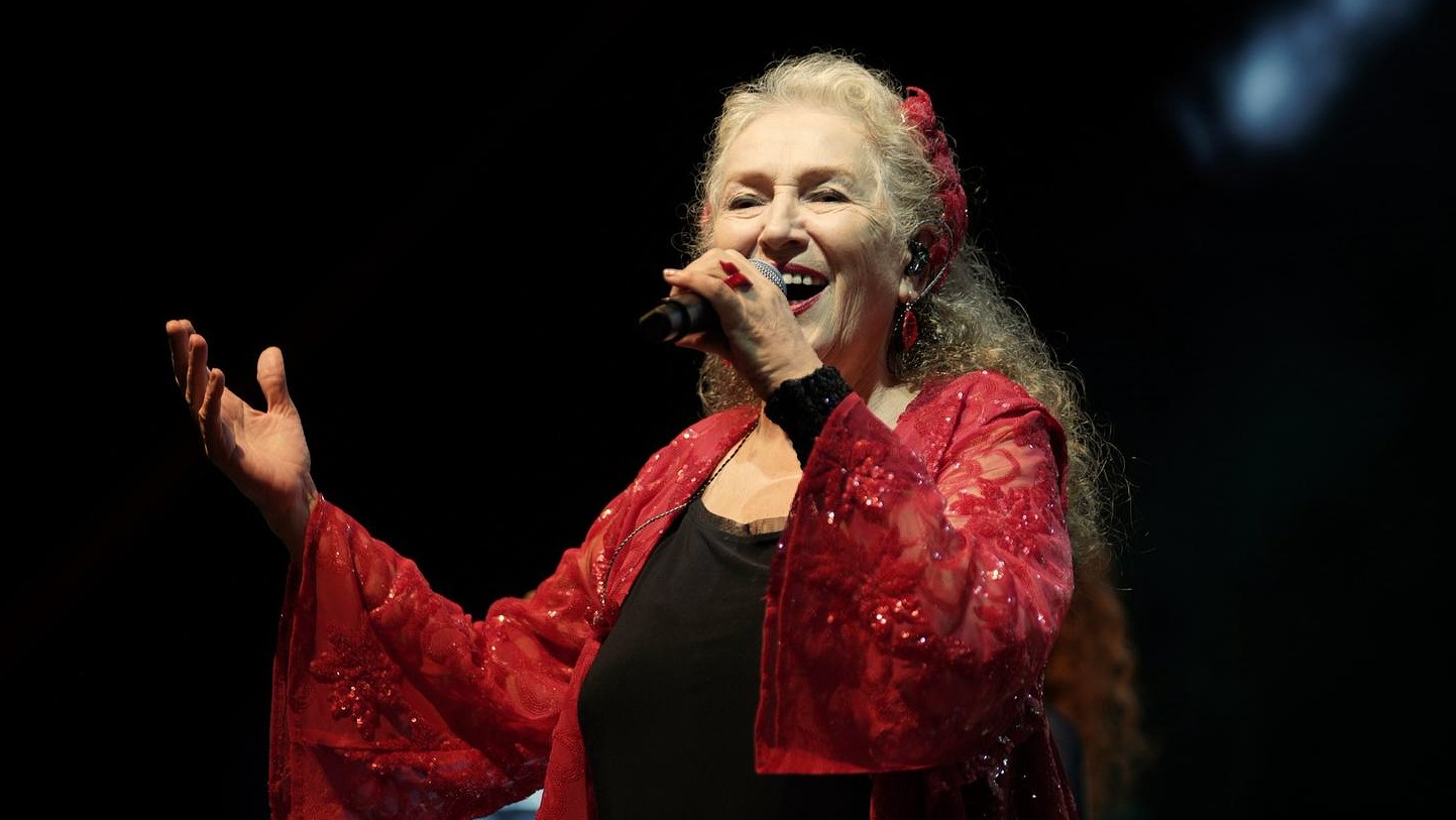 SUZAN KARDEŞ’TEN BALKAN RÜZGARI