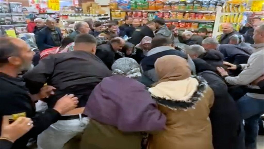 BİN LİRALIK TELEVİZYON İZDİHAMI