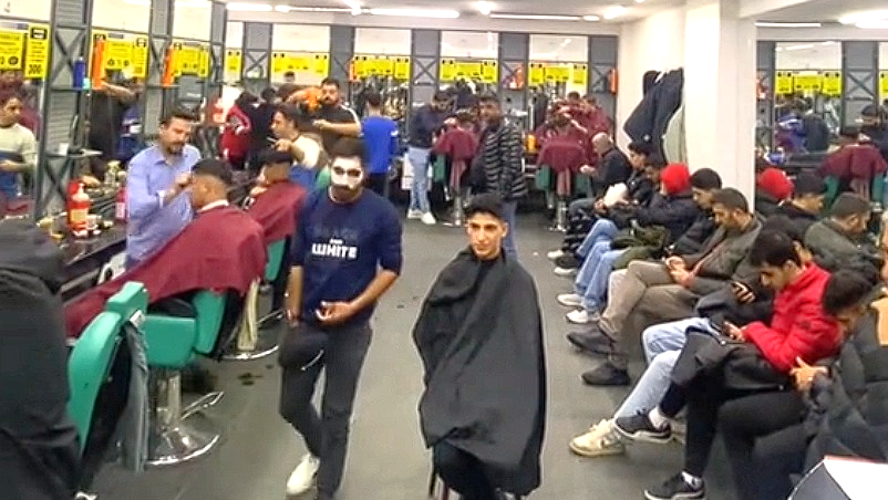 FABRİKA GİBİ BERBER SALONU