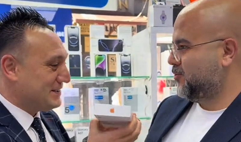 SIFIR TELEFON KOKLATAN SATICI