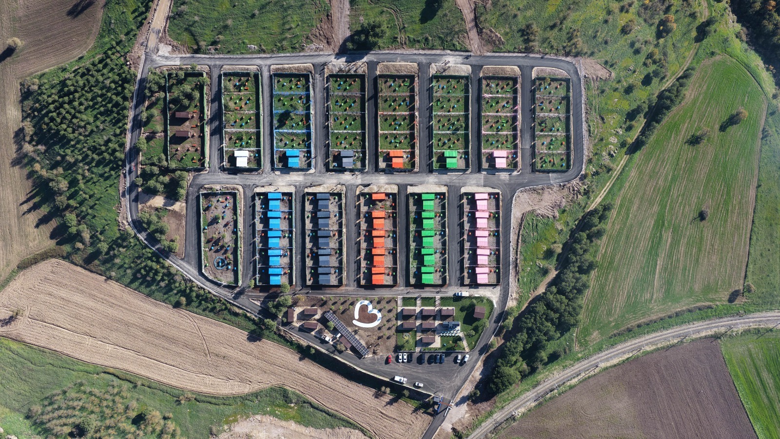 KONTEYNER TARTIŞMASINA YANIT